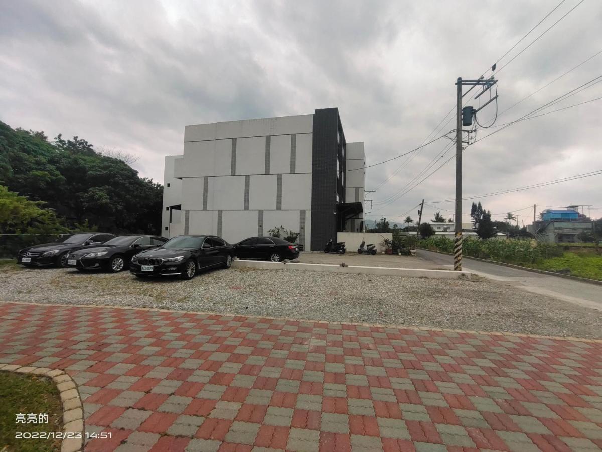 花蓮法蘿拉電梯田園民宿附設私人停車場 Ji’an Zewnętrze zdjęcie